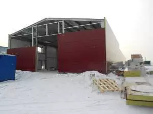 15х81 высотой 4,2 и 5,3 м. Склад по ул. Караульная